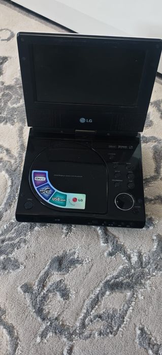 Dvd player portabil LG