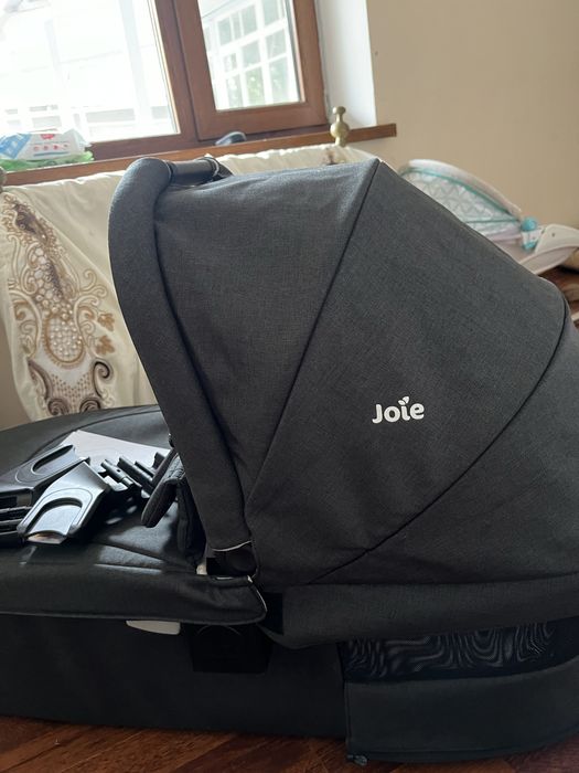 Люлька для коляски от Joie