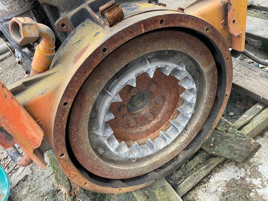 Motor buldoexcavator Caterpillar