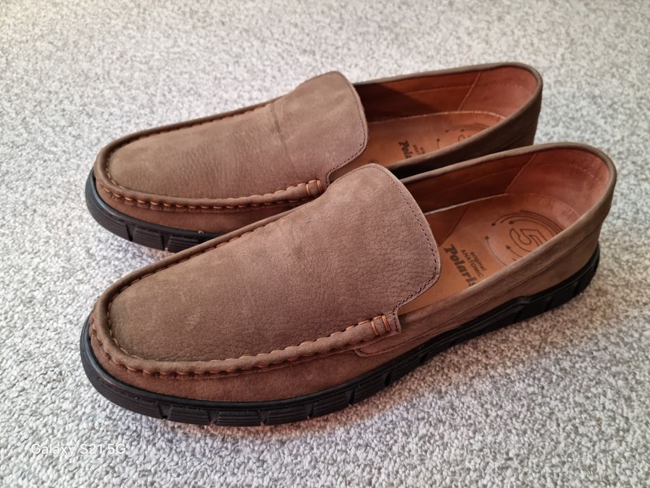 YANGI oyoq kiyimlar FLO dan olingan