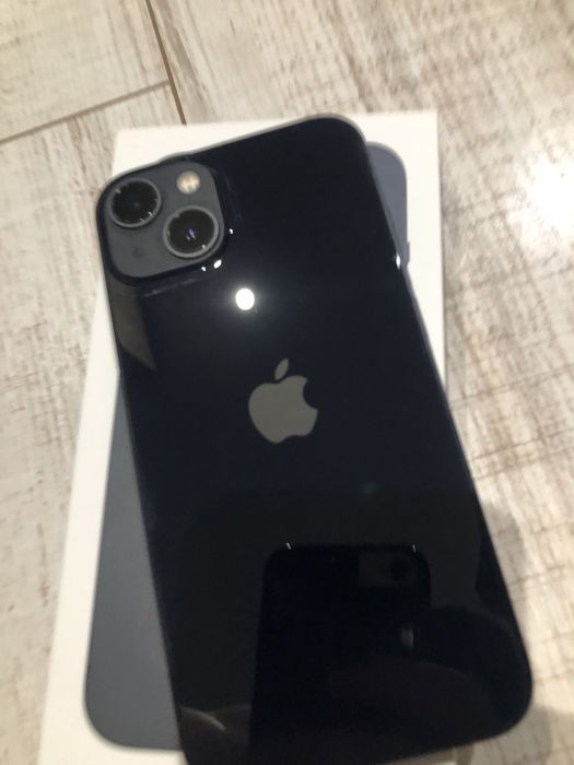 Много запазен iphone 13 midnight 128gb