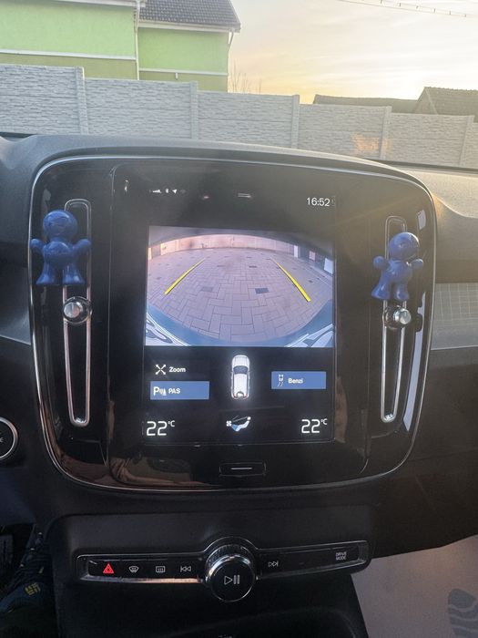 Vând Volvo Xc40  2020