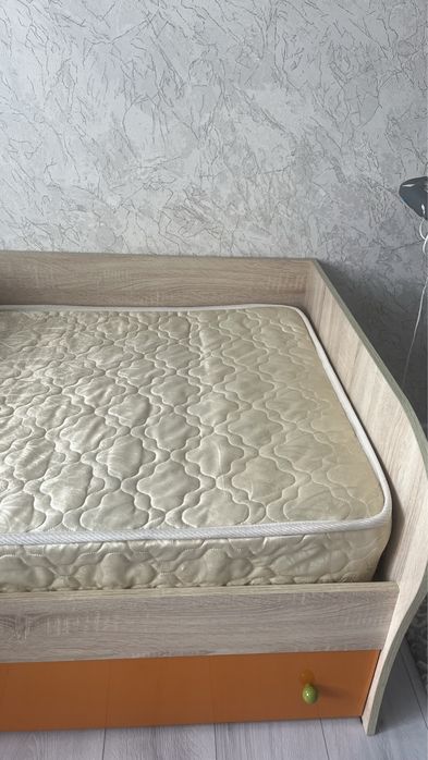 Кровать подростковый