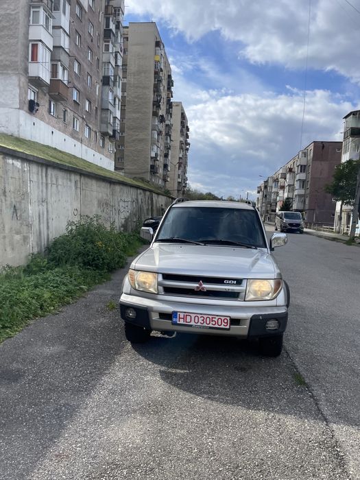 Vănd Pajero Pinin