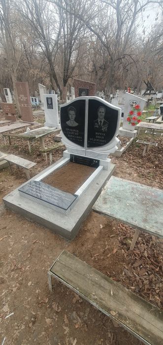 Памятники из гранита и мрамора