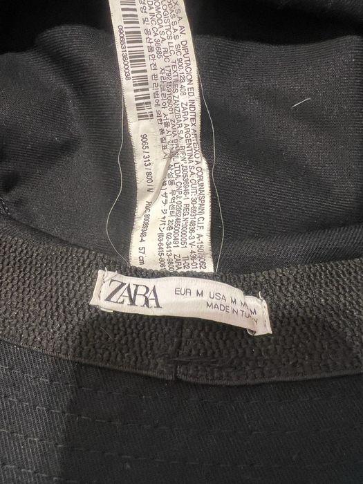 Zara шапка идиотка и с козирка