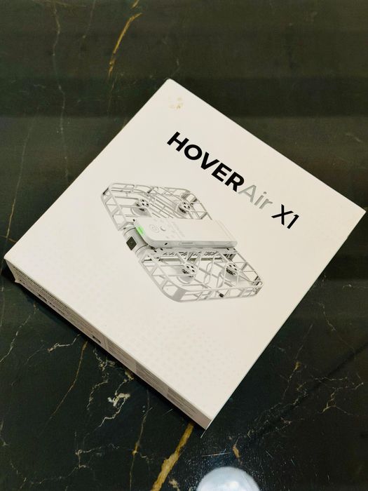 Drona HoverAir X1