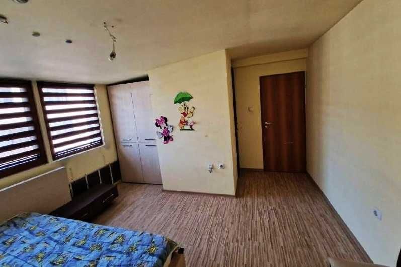 Дава се под наем Тристаен апартамент в София, Лозенец - 95 кв.м за 650 € - Снимка #6