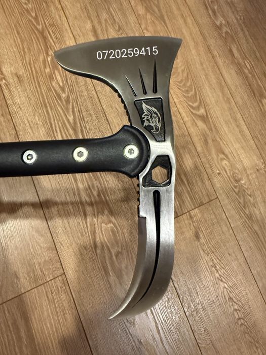 Topor tactic cu 2 taisuri pentru camping si drumetii otel, teaca