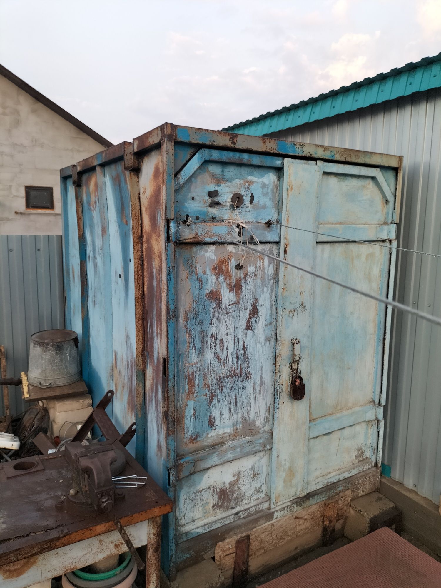 Продам контейнер