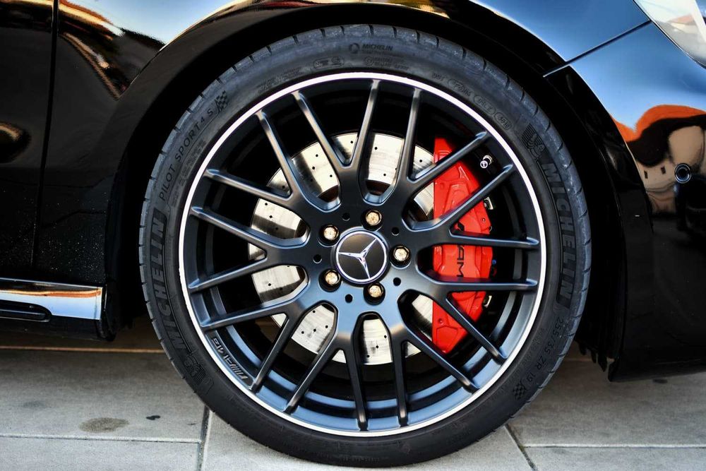 Mercedes-Benz A45 AMG