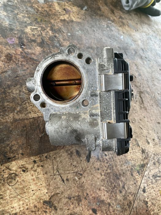 Дроселова клапа за поло 6 сеат ибиза 1.0 MPI