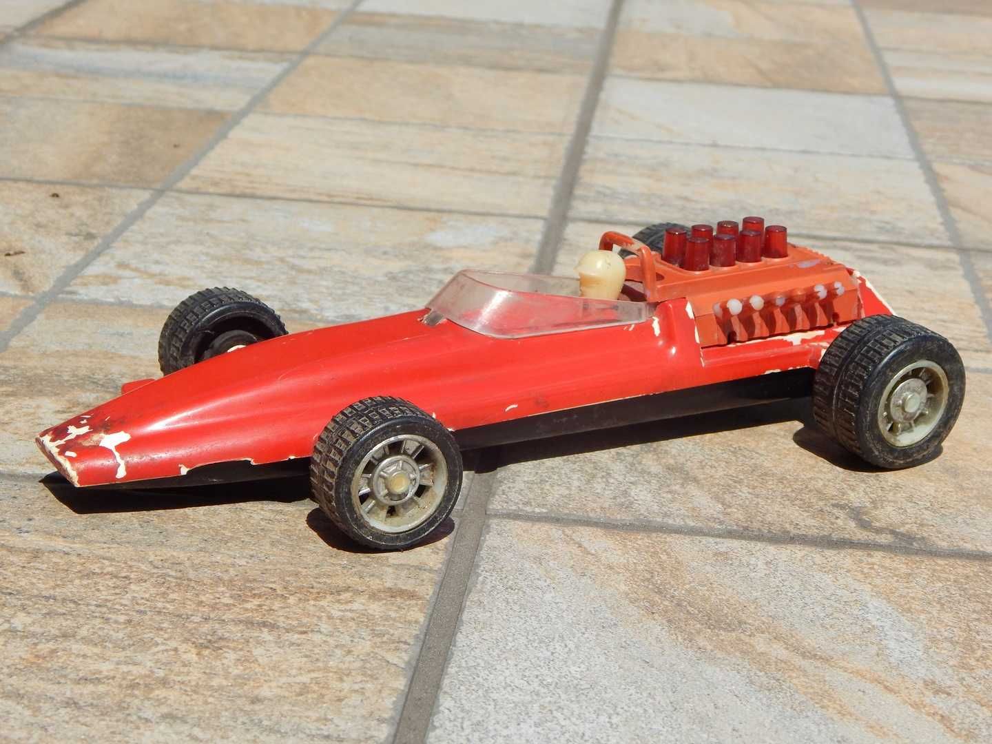 Jucarie tabla masina curse Formula 1 veche fab URSS 27 cm