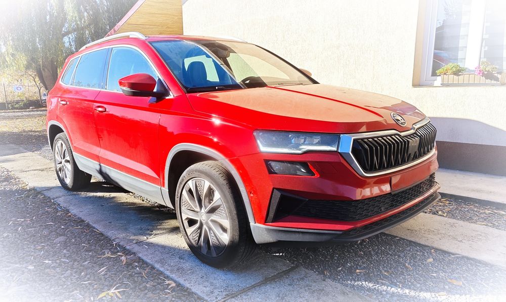 Skoda Karoq avariat usor