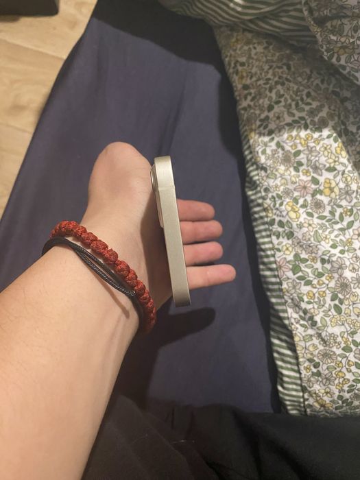 Iphone 11 непокътнат