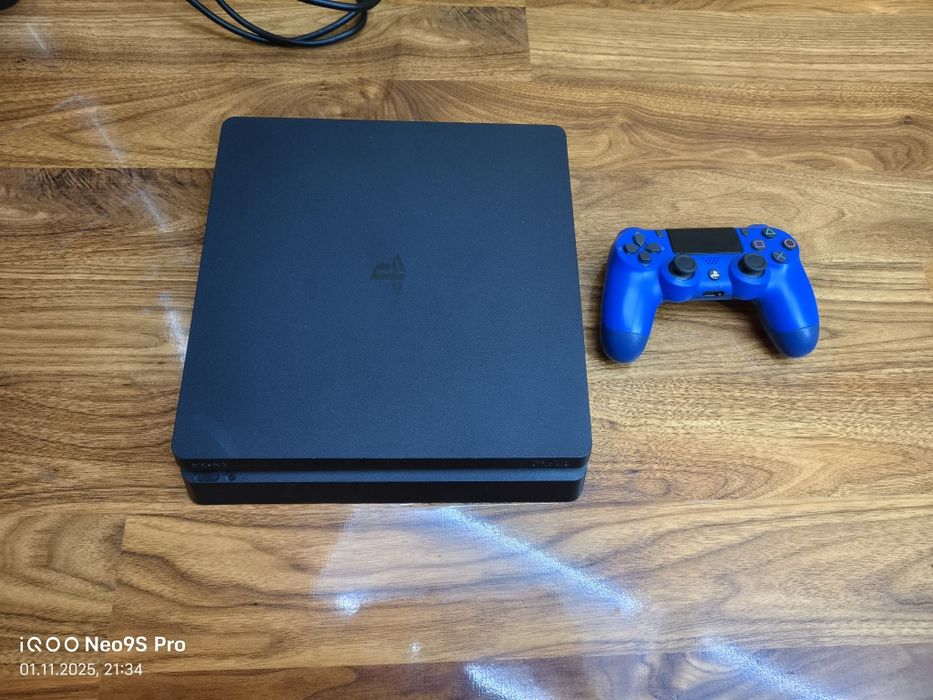 Playstation 4 slim 1Tb
