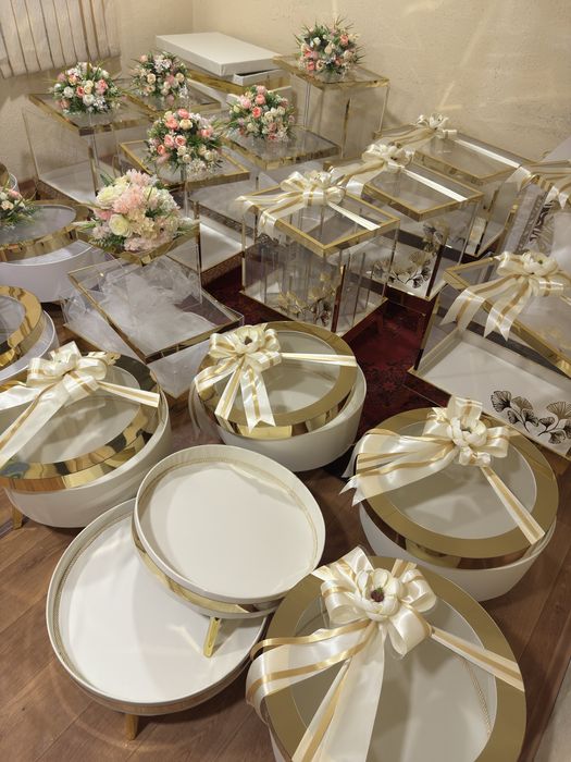 Merry me idish nabori, Oqliq uchun idish nabori Sarpo sandiq