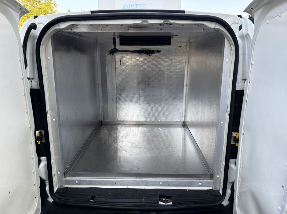 Fiat doblo cu frig