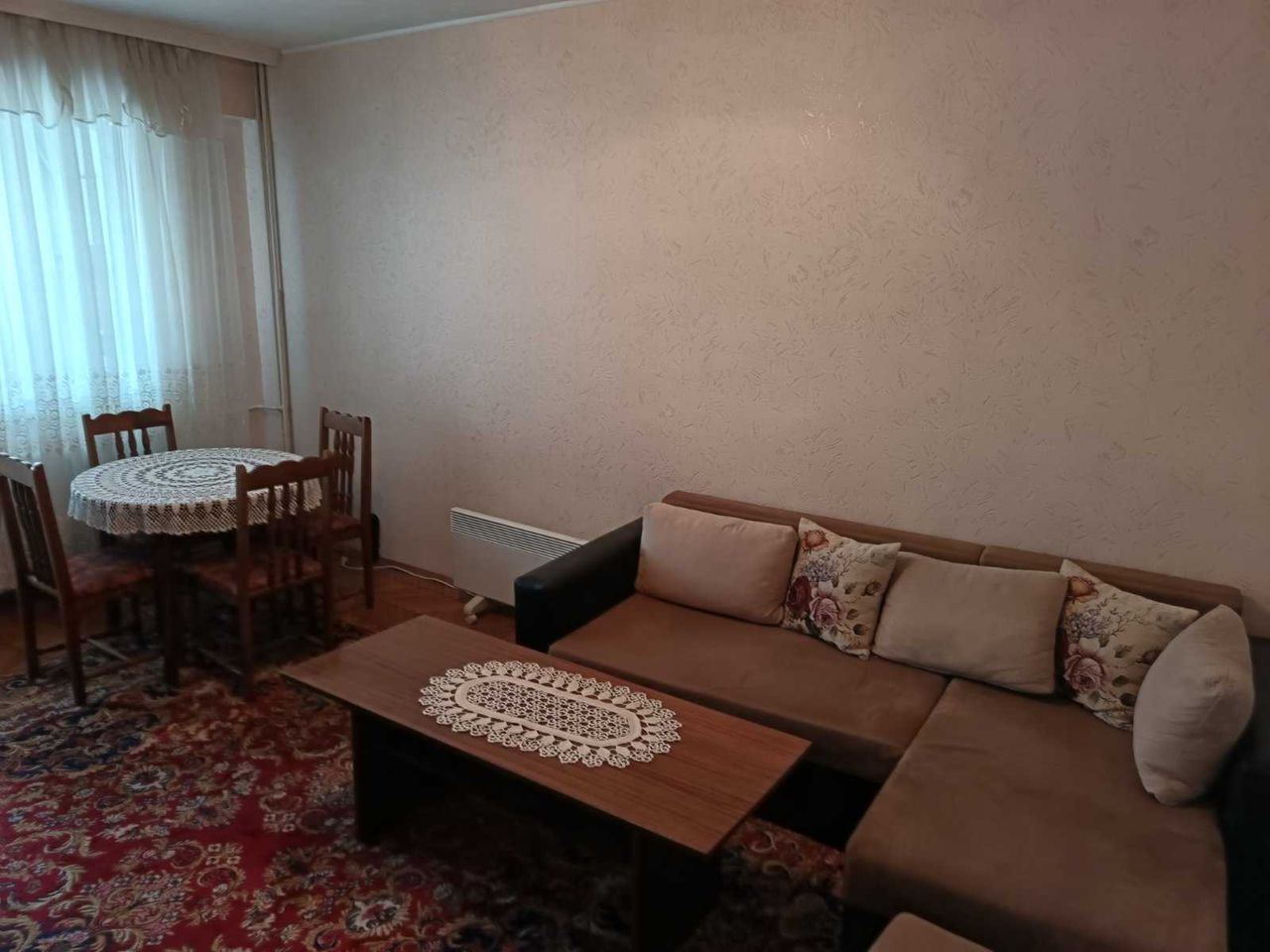 Продава се Тристаен апартамент в Самоков - 66 кв.м за 1228 €/кв.м - Снимка #2