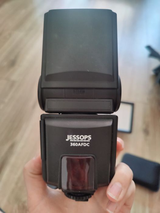 Sony Alpha 6000 Mirrorless Plus Multe Accesorii și 2 Obiective