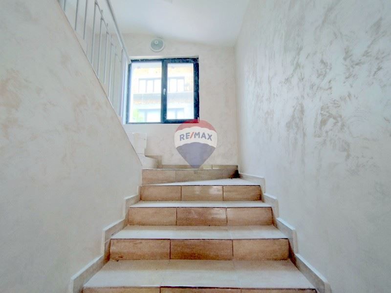 Продава се Двустаен апартамент в Варна, Виница - 75 кв.м за 1447 €/кв.м - Снимка #8