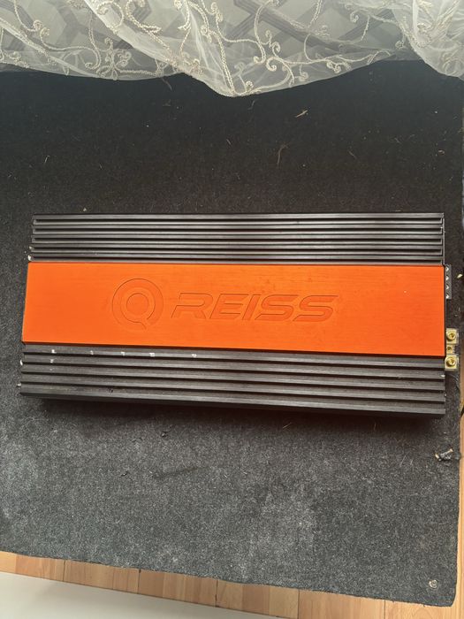 Продавам бас каса MTM Seria-3