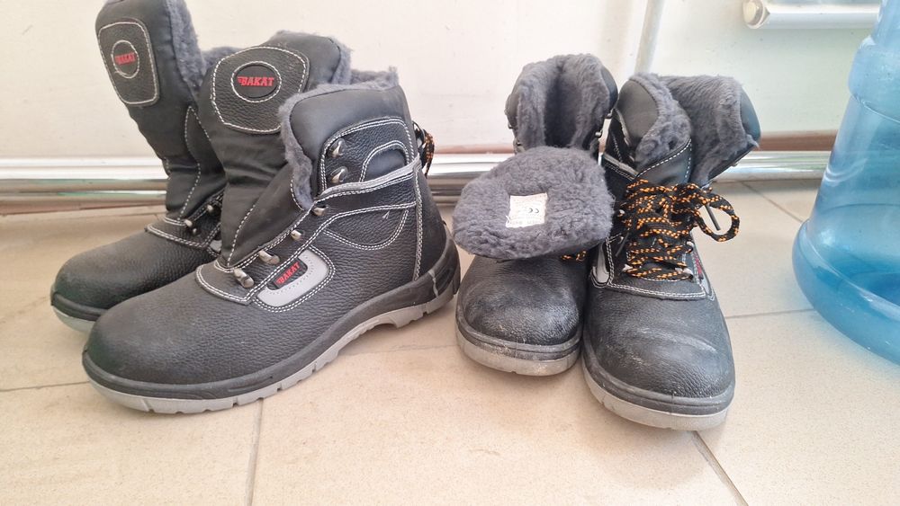 Ботинки.                       ..