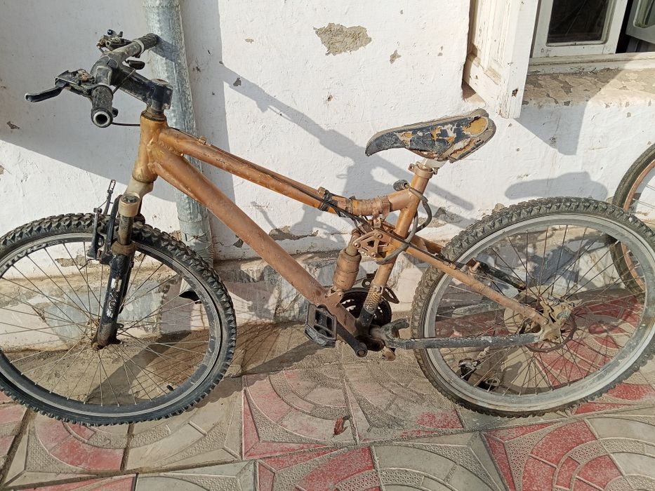 Велосипед спортивный