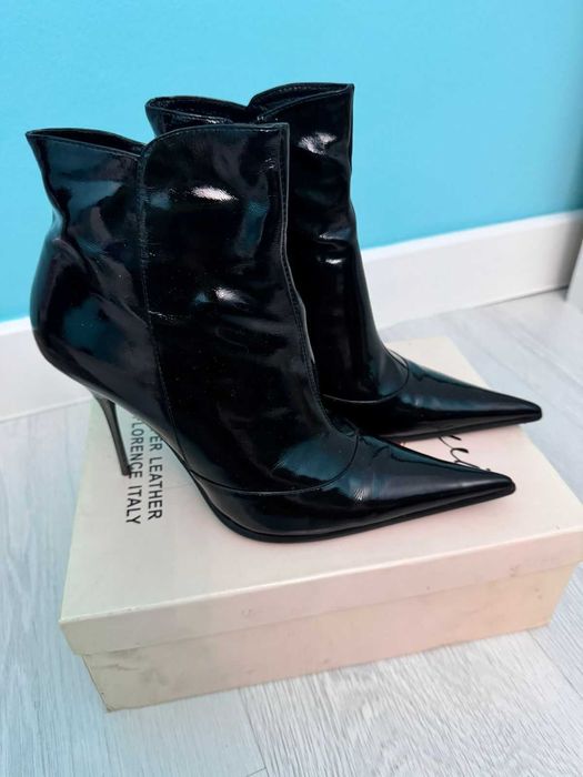 Полусапожки, ботильоны Флоренция, Италия