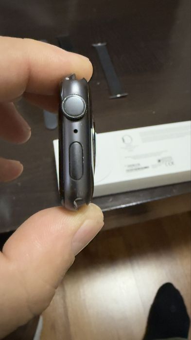 Aplle watch 6 44 mm space gray aluminum case