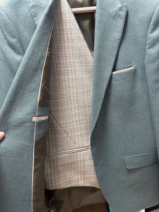 Costum bărbați verde deschis