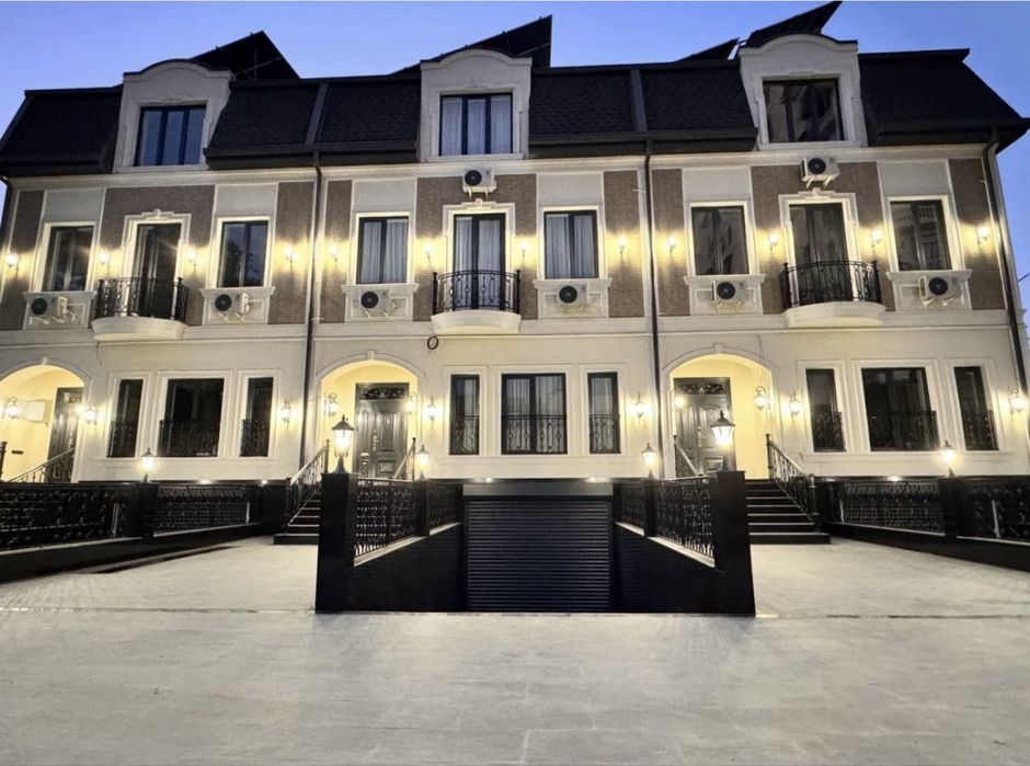 Саломатина, орентир Братские могилы, Ш. Руста продаётся Таунхаус 372м2