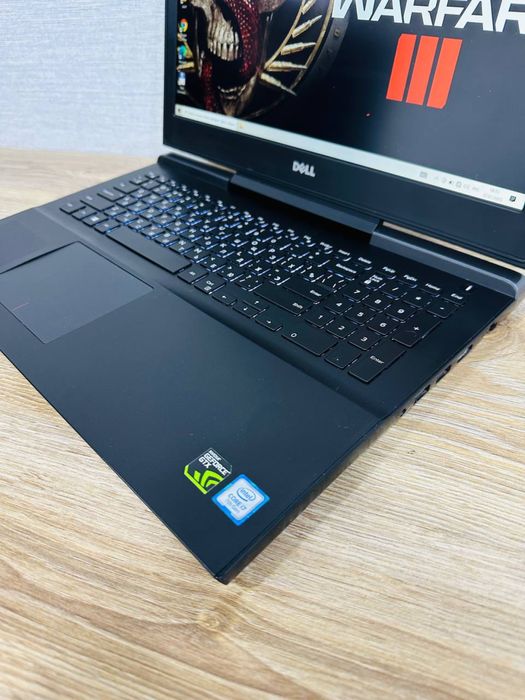 DELL Core i7-8 Ядерный, Мощный, Игровой ноутбук для Игр, Autocad, IT