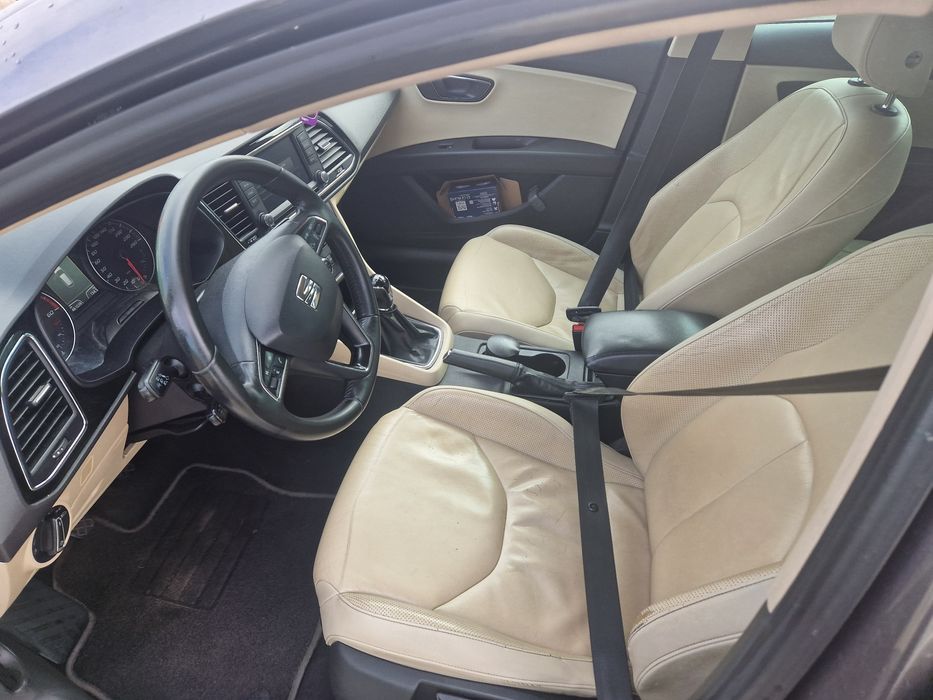 Vând Seat Leon Fr