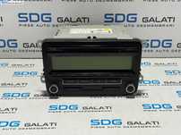 Unitate Radio CD Player RCD 310 Volkswagen Touran 1T3 2010 - 2015 Cod 1K0035186AA [L3084]