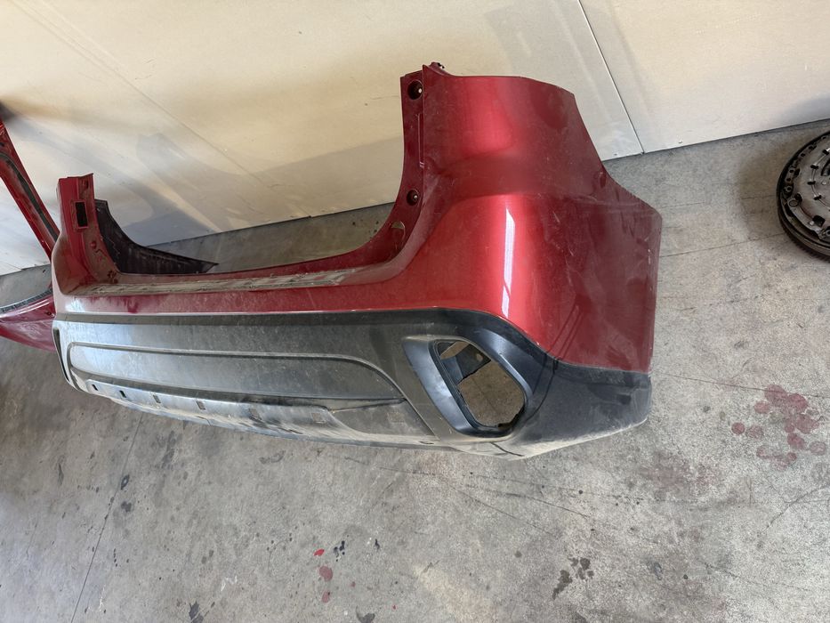 Vând bară spate Mitsubishi Outlander 2015