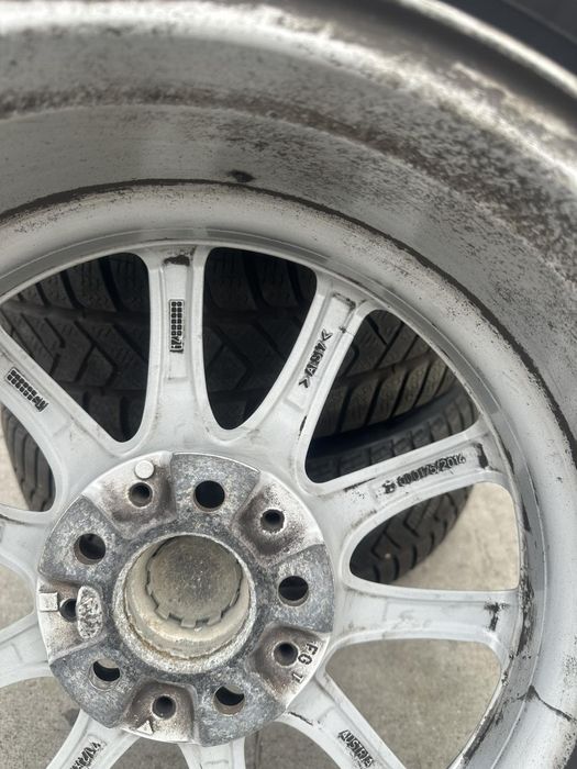 Гуми с джанти за БМВ 5 серия G30/G31