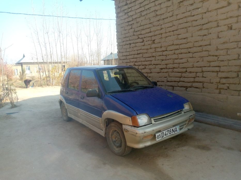 Yurub turgan soz Tiko kareske  ixtiyot qisimlari yangi quyilgan