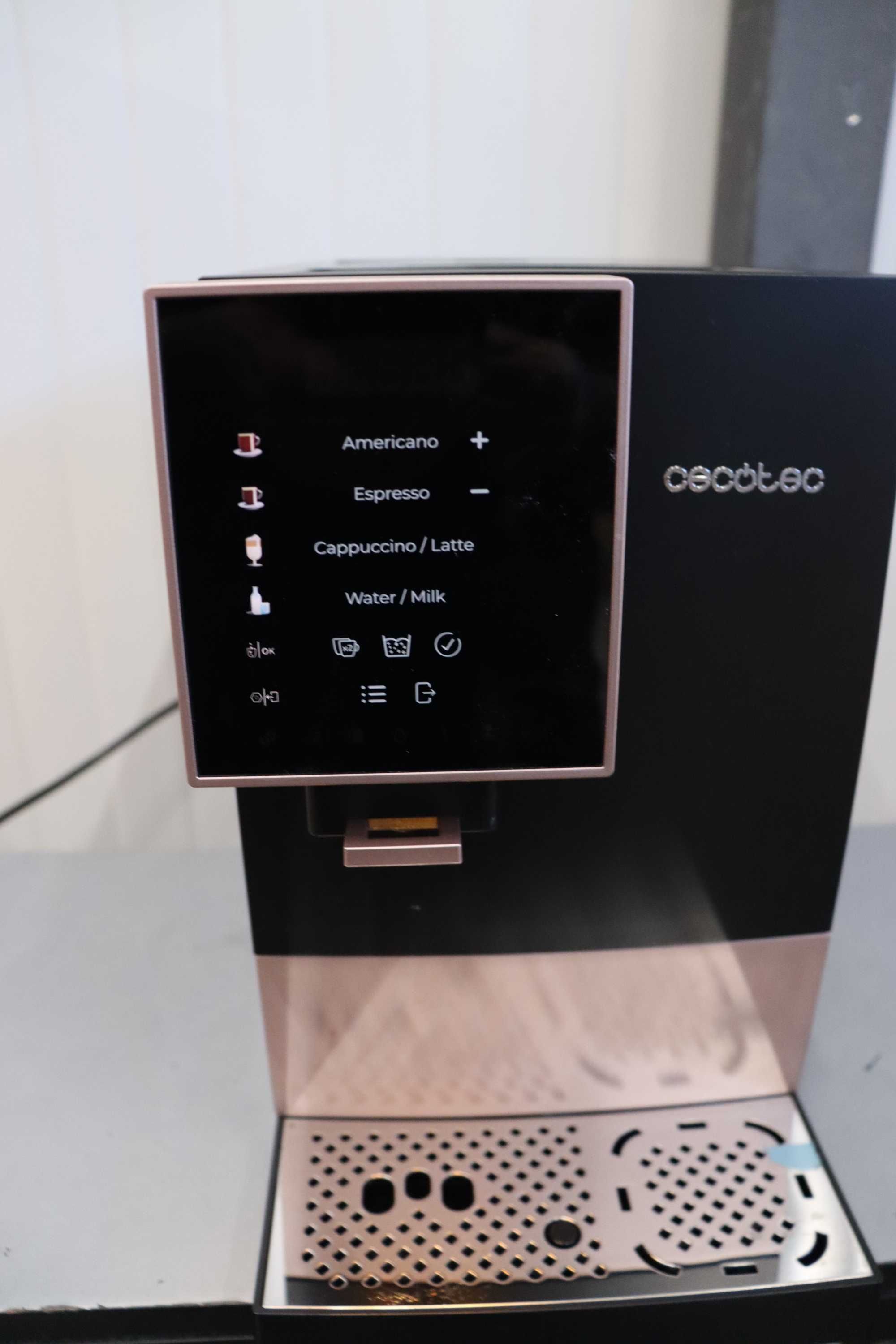 Автоматична кафемашина Cecotec Cremmaet Compactccino Black Rose 19bar