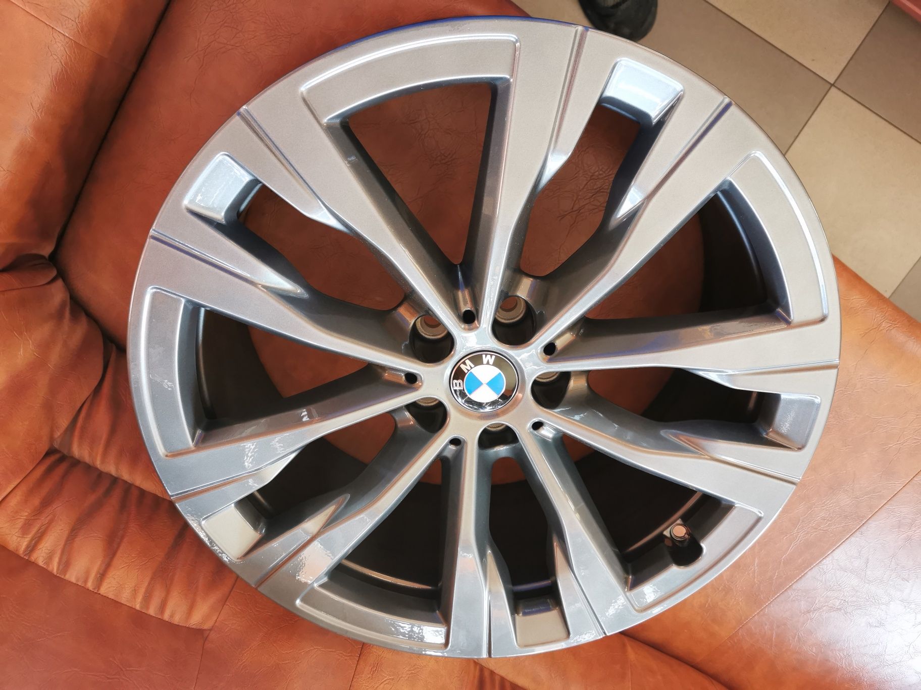 Vand jante de aliaj originale bmw pentru X5, X6, X7 pe 20