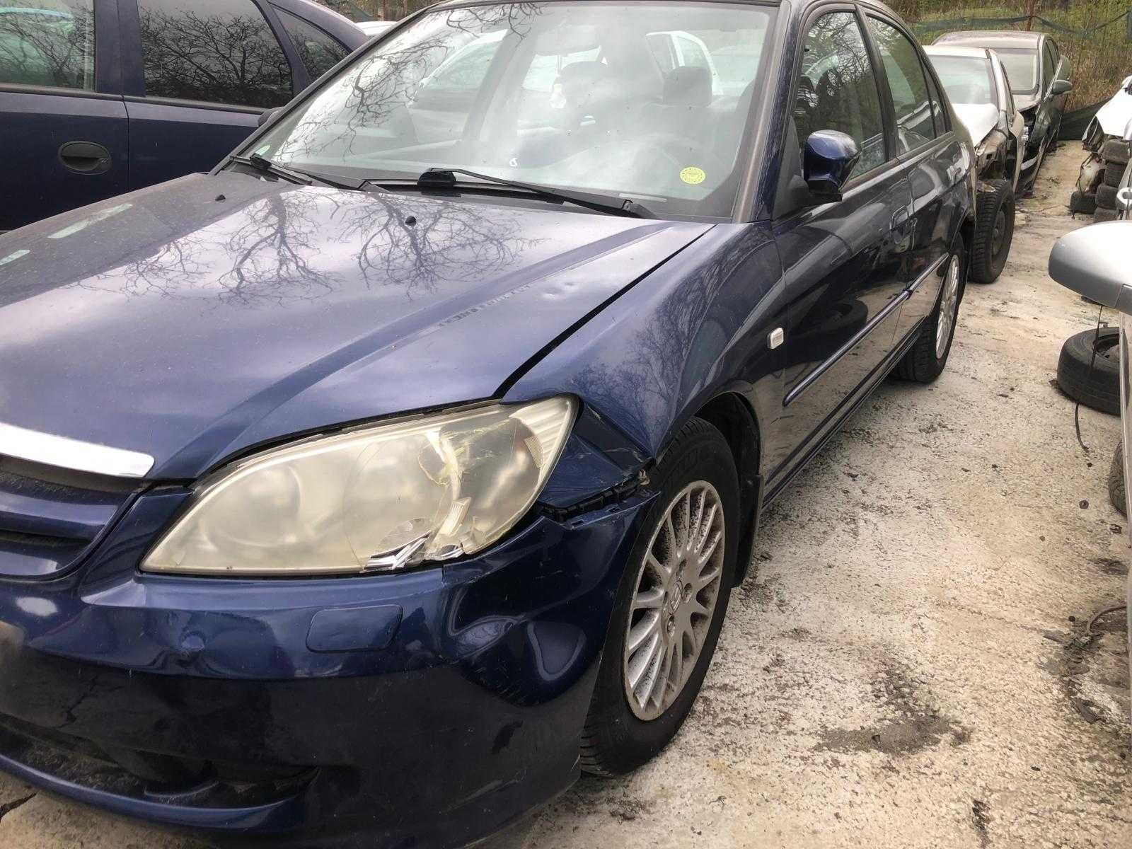 Dezmembram Honda Civic 1.6 benzina 2004