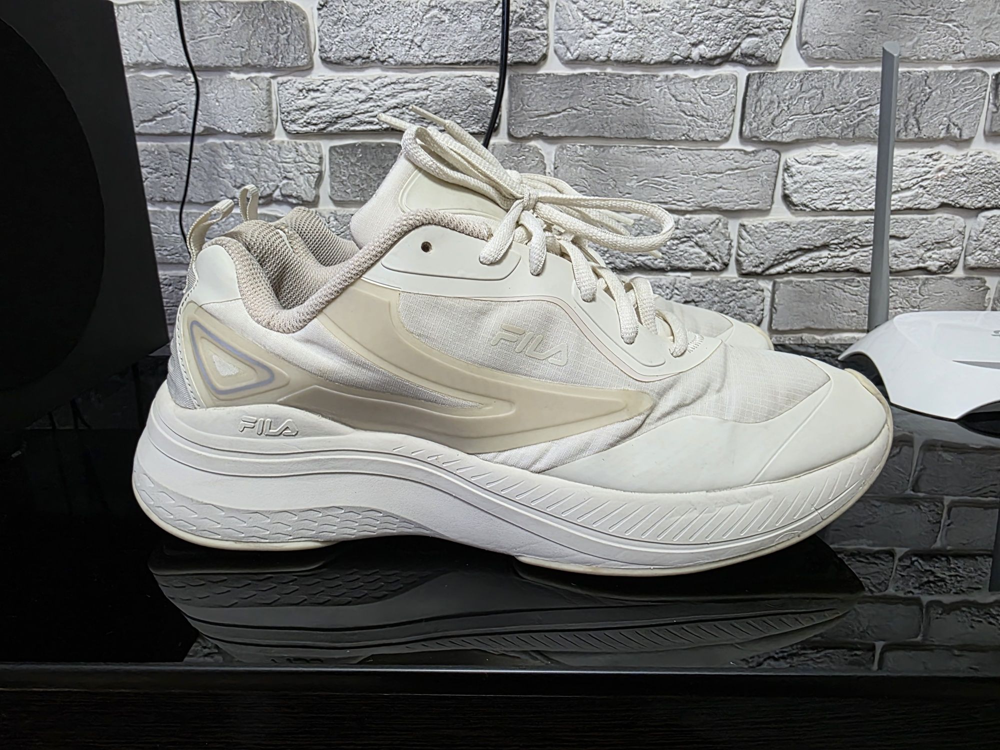 Оригинальные кроссы FILA