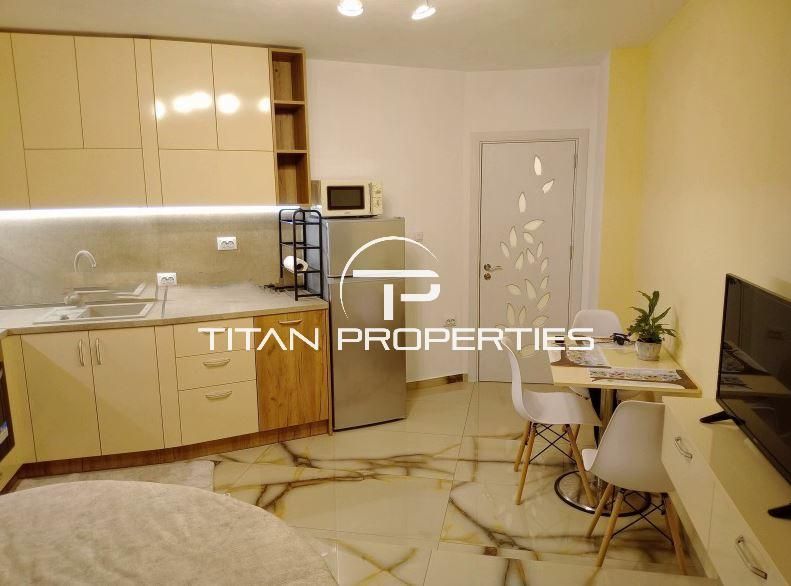 Дава се под наем Двустаен апартамент в Варна, ВИНС - 45 кв.м за 425 € - Снимка #2