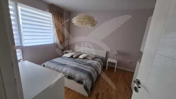 Дава се под наем Тристаен апартамент в Пловдив, Каменица 1 - 108 кв.м за 850 € - Снимка #1