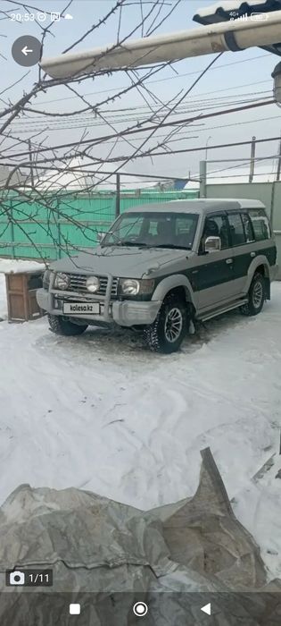Продам машину. .