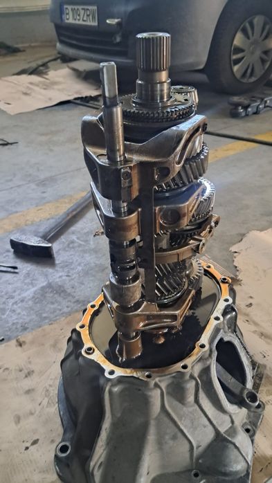 Reparații cutii viteze autoutilitare