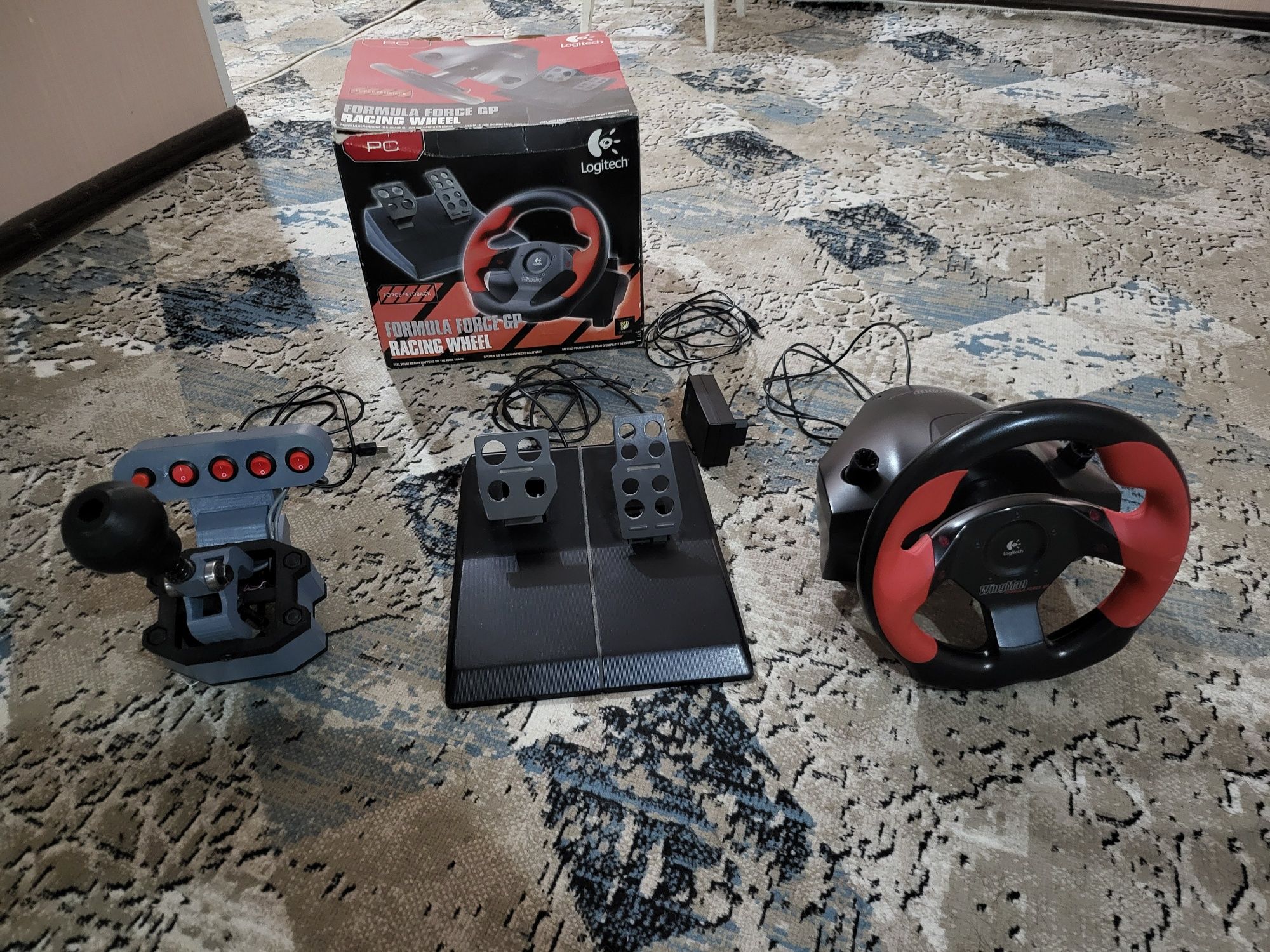 Игровой руль Logitech Wingman Formula Force GP. + коробка передач