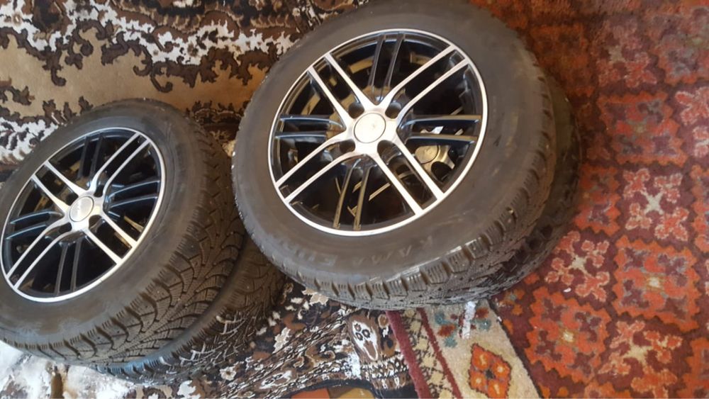 Диски с зимними шинами
