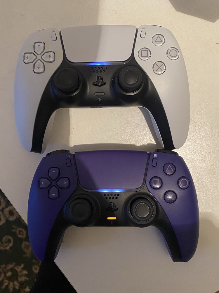 Playstation 5почти новый