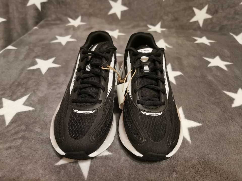 Reebok Zig Kinetica 2.5